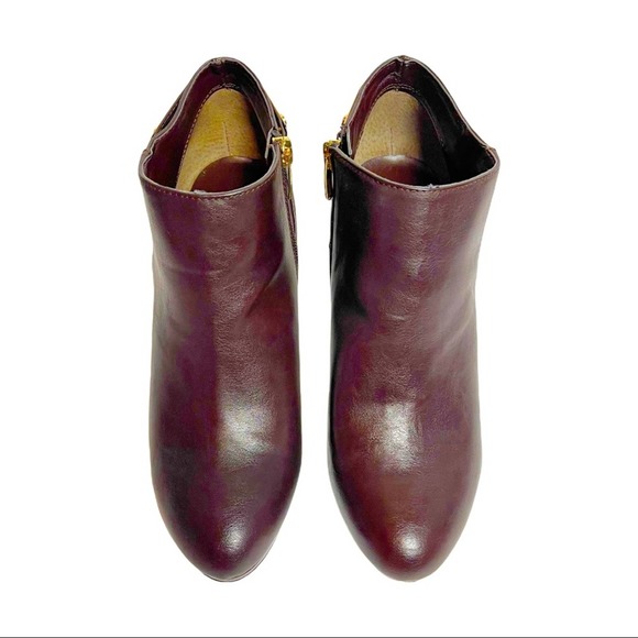 Marc Fisher Dark Brown Blaine3 Faux Leather Gold Accent Booties Size 8 - Picture 6 of 11